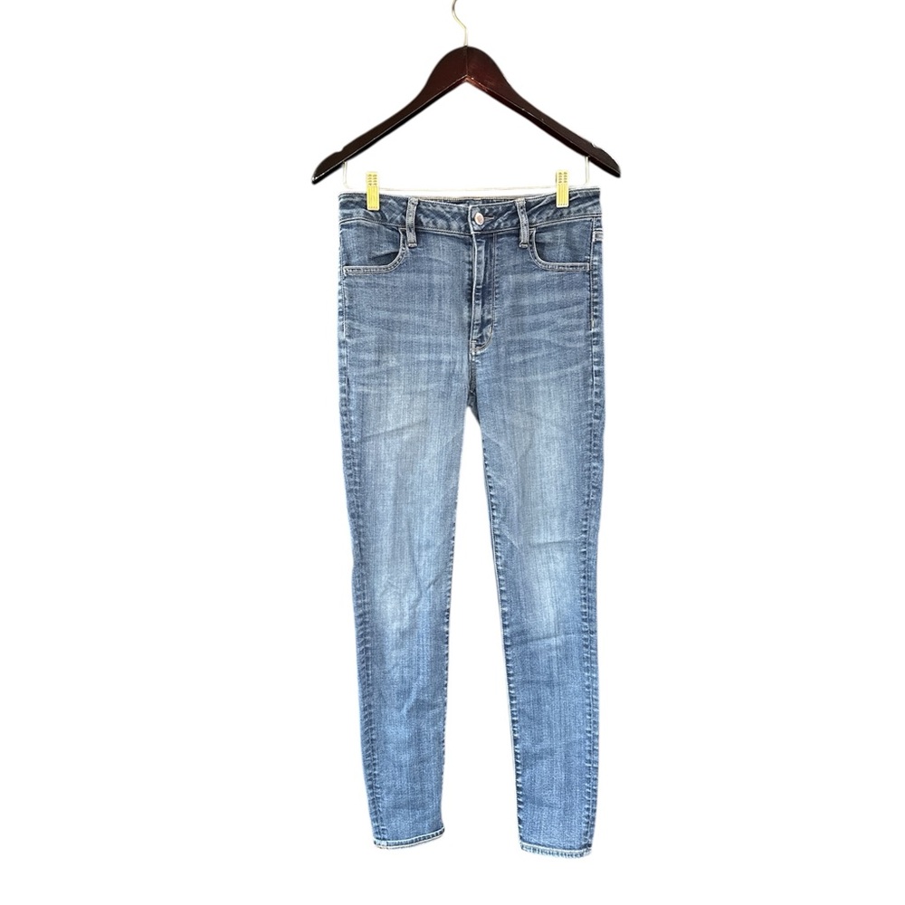 American Eagle | Super Hi-Rise Jegging | Light Wash Denim | Blue Jeans | 6